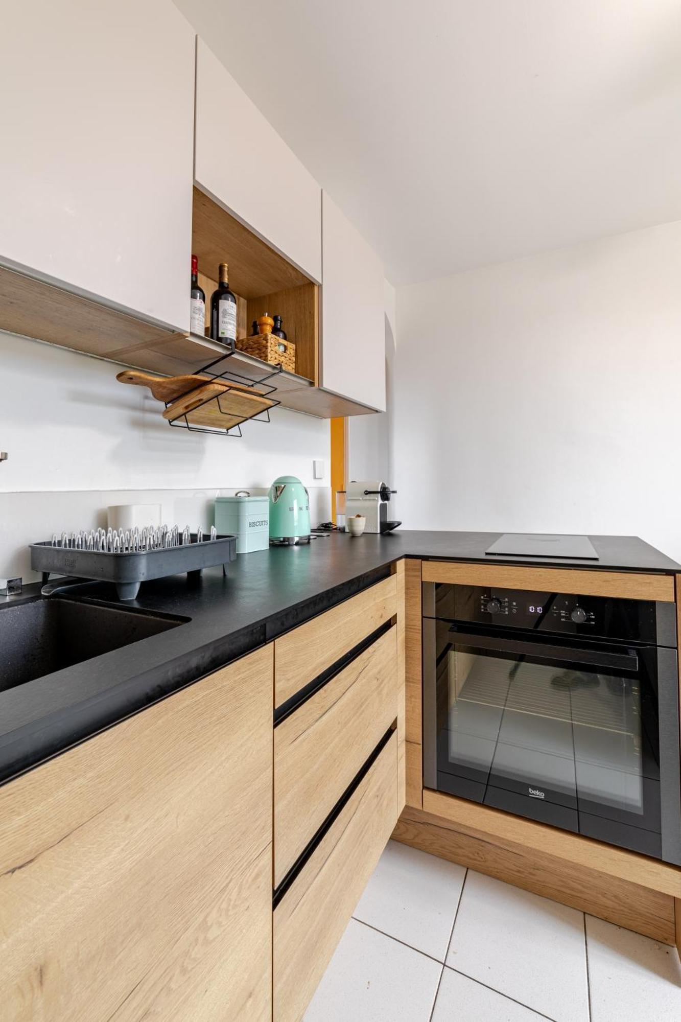 Cocon Comfortable Vue Mer, Clim Et Parking Sanary-sur-Mer Exterior photo
