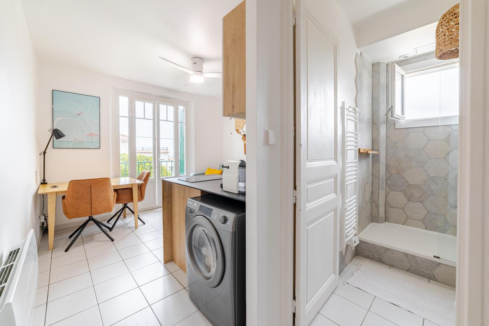 Cocon Comfortable Vue Mer, Clim Et Parking Sanary-sur-Mer Exterior photo