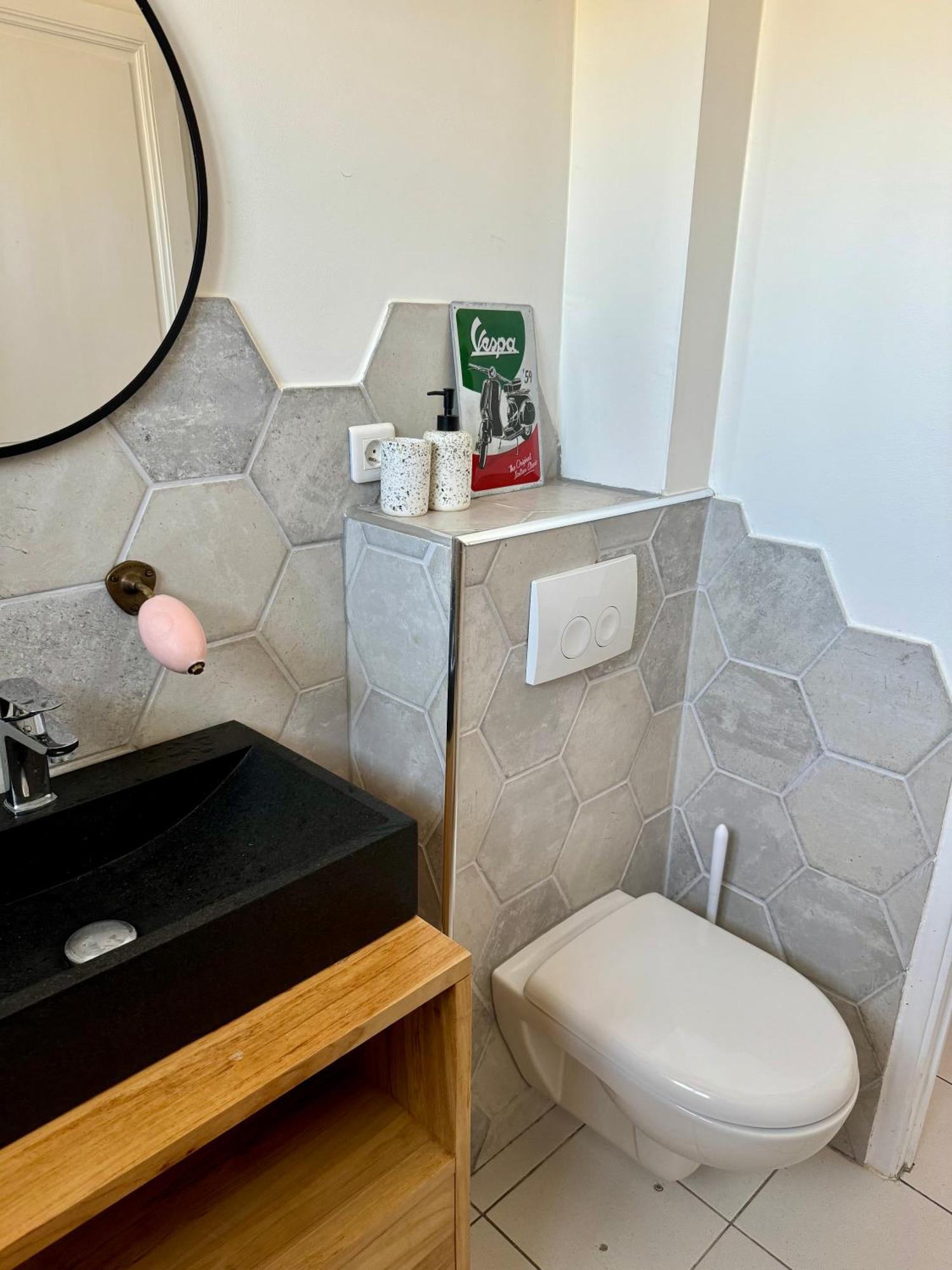 Cocon Comfortable Vue Mer, Clim Et Parking Sanary-sur-Mer Exterior photo